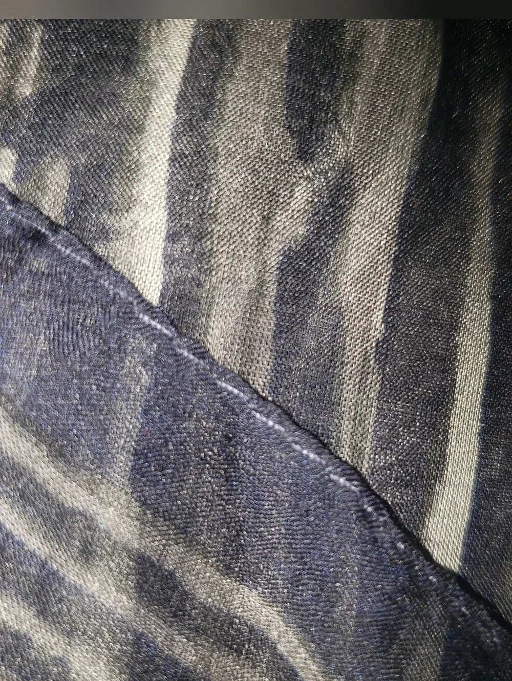 Fendi 100% Silk Zebra Black White Stripe Large Scarf Made In Italy 68 X 26
